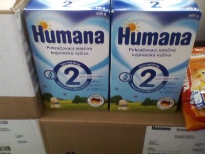 Daruji pokračovací mléčnou výživu humana