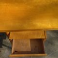 Dřevěný psací stůl, 2 nohy