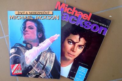 2krát Michael Jackson 