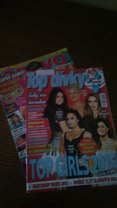 Dívčí časopisy