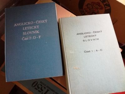 Anglicko-český letecký slovník 2 díly