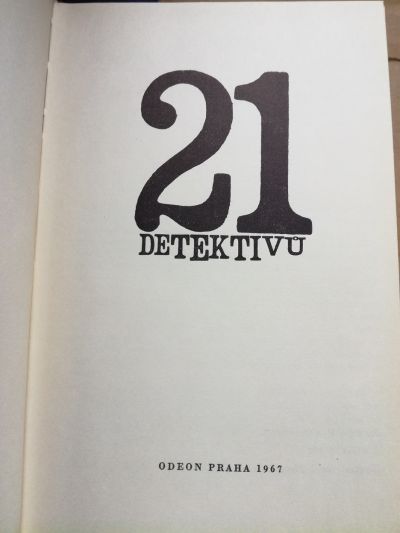 21 detektivů