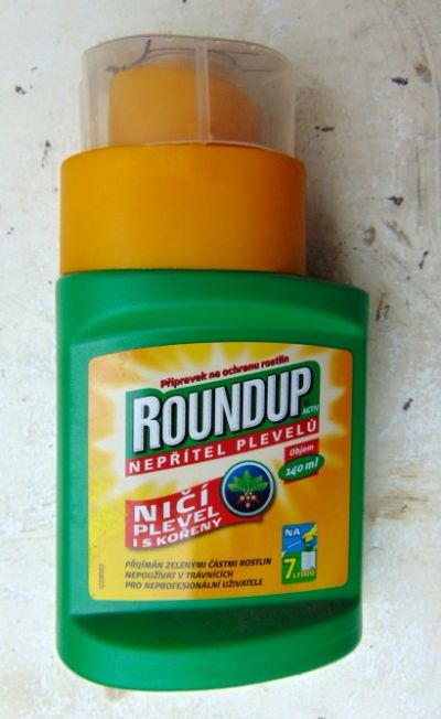 Roundup - nepřítel plevelů