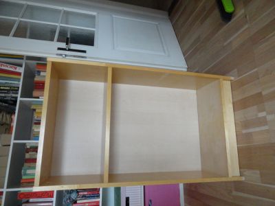 SKŘÍŇKA IKEA