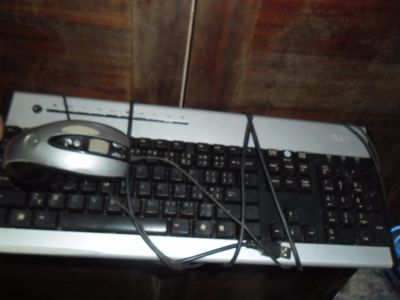 klávesnice myš a repro