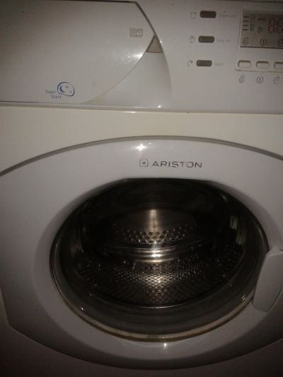 Pračka ARISTON    AVSF109