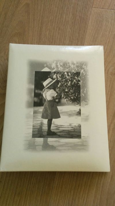 Daruji použité fotoalbum na fotky 10x15 cm