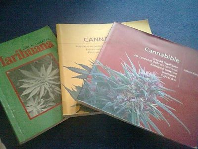 knížky cannabible