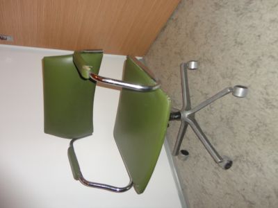 Staré kancelářské židle