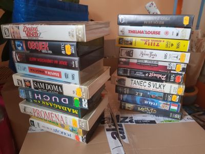  VHS kazety