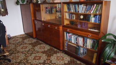 Skříně-stěna z 60. let