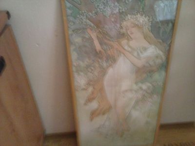 mucha