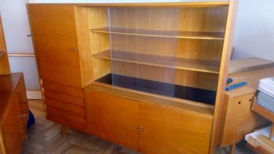 Darujeme 4 skříňky