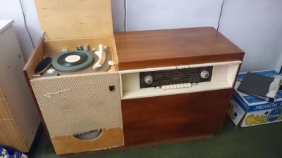 RETRO GRAMORADIO