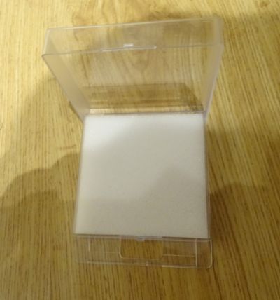 Plastová krabička 10 x 10 cms