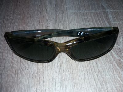 Sluneční brýle II