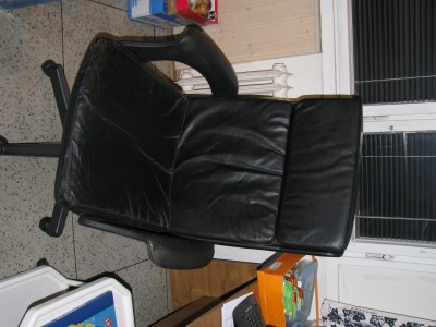 REZERVOVANO Velká kancelářska židle