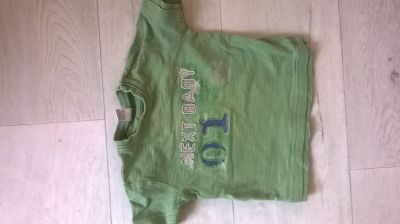 zelené tričko pro 6-9 měsíců