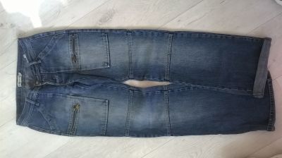 moderní dámské džíny se zipy vel S