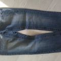 moderní dámské džíny velikost S