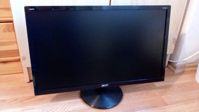 Nefunkční monitor Acer 