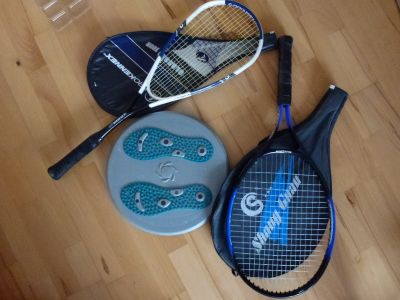 Sportovní set - tenisová a squashová raketa, "vrtítko"