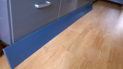 Sokl pod kuchyňskou linku Ikea.