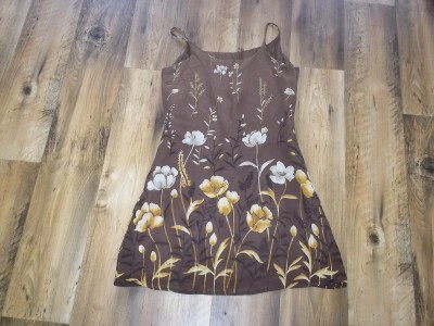letní šaty s květy