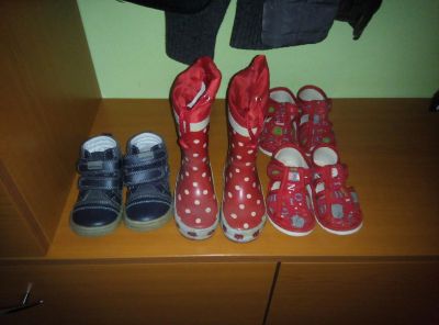 málo nosená detská obuv v peknom stave