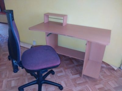 psací stůl + židle
