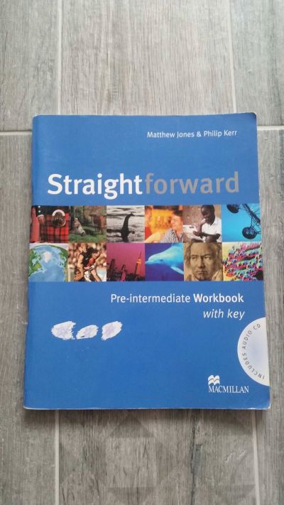 Učebnice a prac. sešit AJ Straightforward