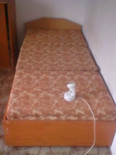 postel+2 peřiňáky