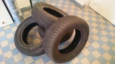 Zimní pneu a disky z ford Escort