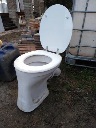 Záchodová misa