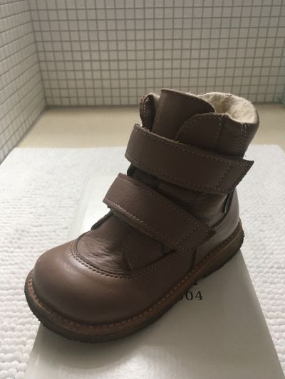 Daruji nošené zimní boty pro holčičku 3-5 let (2)