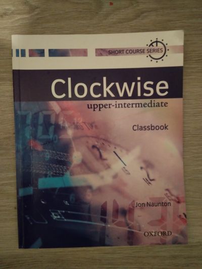 Učebnice aj Clockwise 