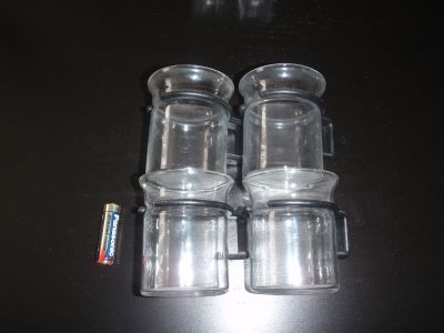 skleněné kalíšky s plastovými uchy BODUM