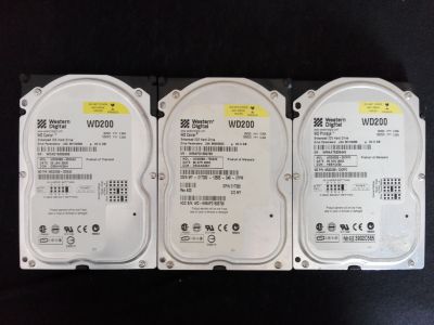 3x pevný disk Western Digital 20GB IDE