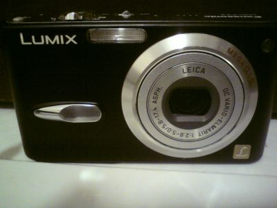 Foťák Panasonic Lumix DMC - FX3 - REZERVACE DO PONDĚLÍ