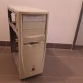 Case na PC Maxi-tower