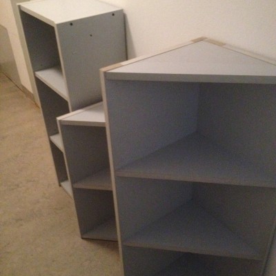 3x Šatní skříň + skříňky + jídelní stůl