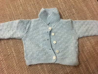 Ručně pletené svetry na miminko1