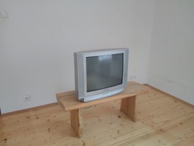 Televize, Samsung CZ25D83N