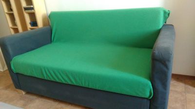 Dvoumístná pohovka IKEA