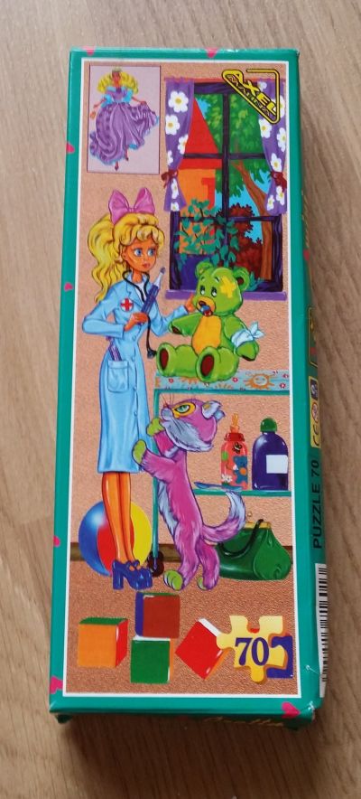 Puzzle s Barbie doktorkou